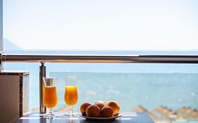 House Kostas On The Beach